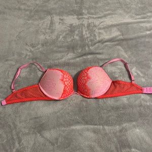 Victoria’s Secret Bra 34B